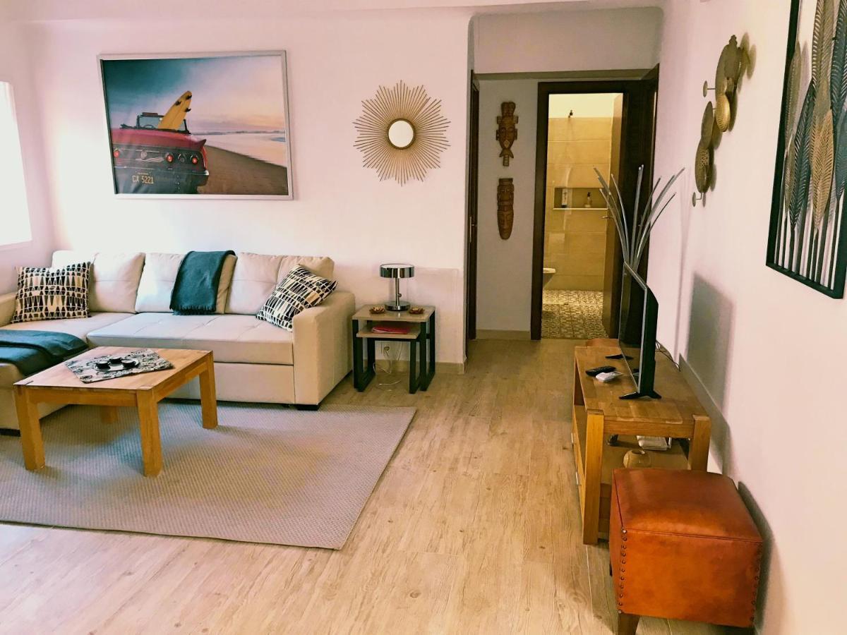 Town House With Patio In Quiet Residential Area 10 Min From Beach Torremolinos Exterior foto